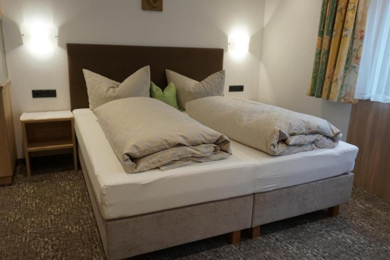 Ferienwohnungen Annelies Tux Ngoại thất bức ảnh