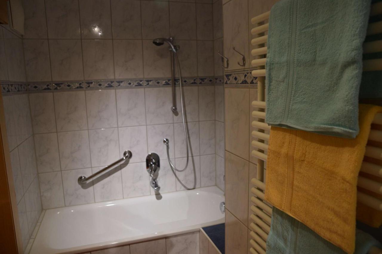 Ferienwohnungen Annelies Tux Ngoại thất bức ảnh